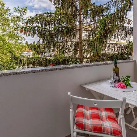 New Two Bedroom Apartment Maloni Pula Exterior photo