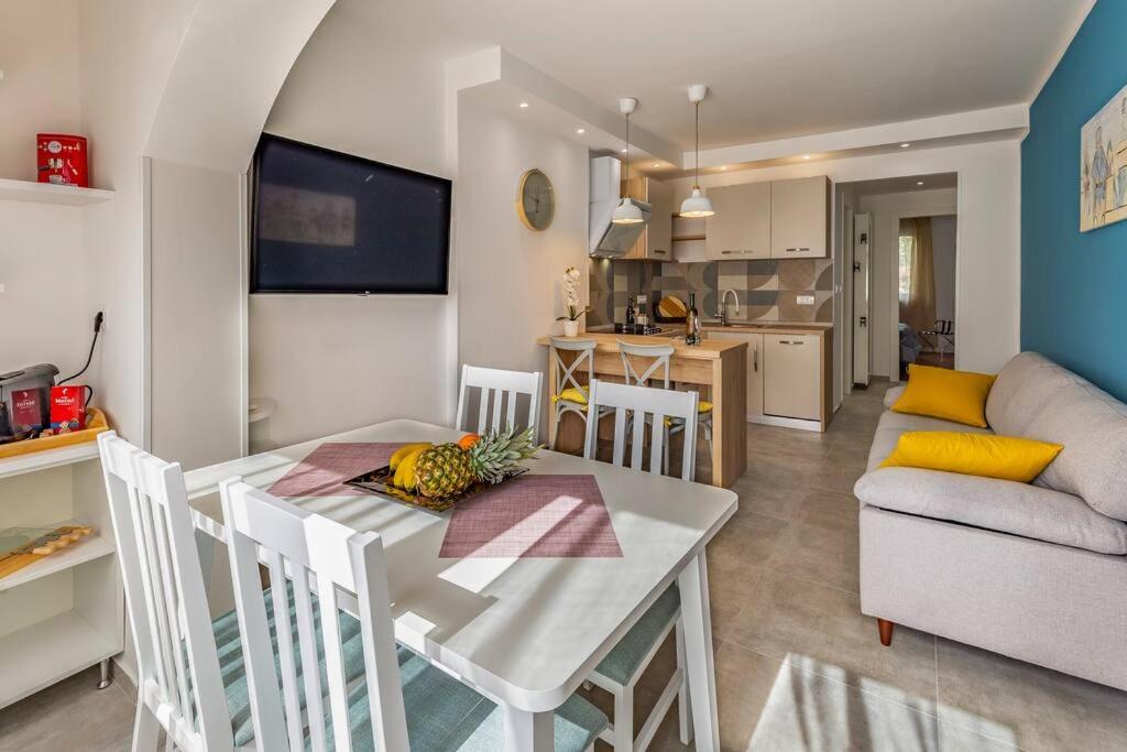 Apartment New Two Bedroom Maloni Pula